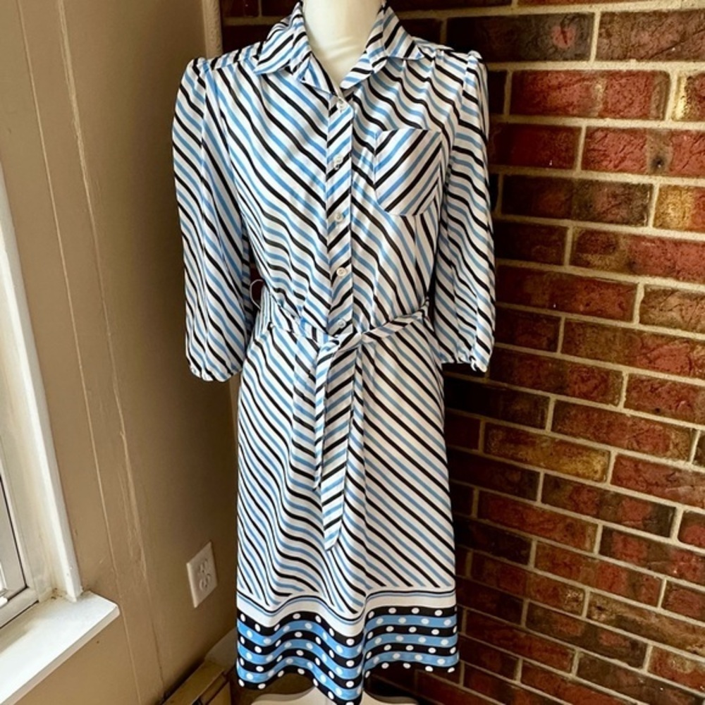 Elegant Blue White Striped Long Sleeve Shirt Dress 1960s 1970s Vintage Work Wear